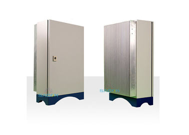 Triple band mobiele telefoonsignaalherhaler 2G 3G 4G N-type vrouwelijke RF-connector 10W